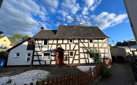 300 Jahre Altes Renoviertes Fachwerkhaus