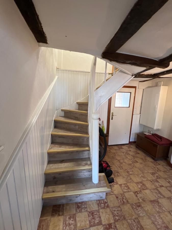 300 Jahre Altes Renoviertes Fachwerkhaus Villa Peterslahr Buitenkant foto
